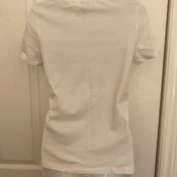 White t-shirt with cute kitty graphic - Picture 3 of 14